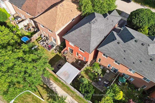 Additional image 38 of 70 Moore Cres