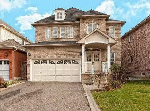 10 Milkweed Cres