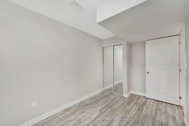 Additional image 32 of 607 Staines Rd