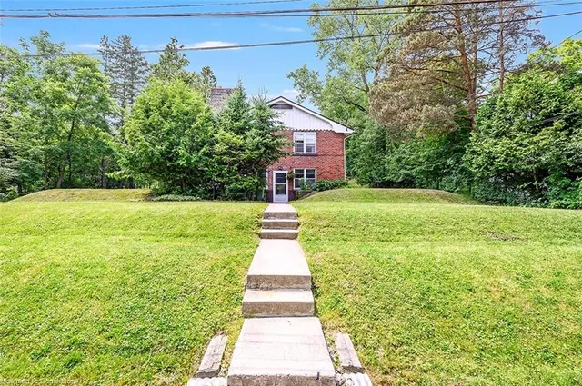 Additional image 3 of 18 Sullivan's Lane