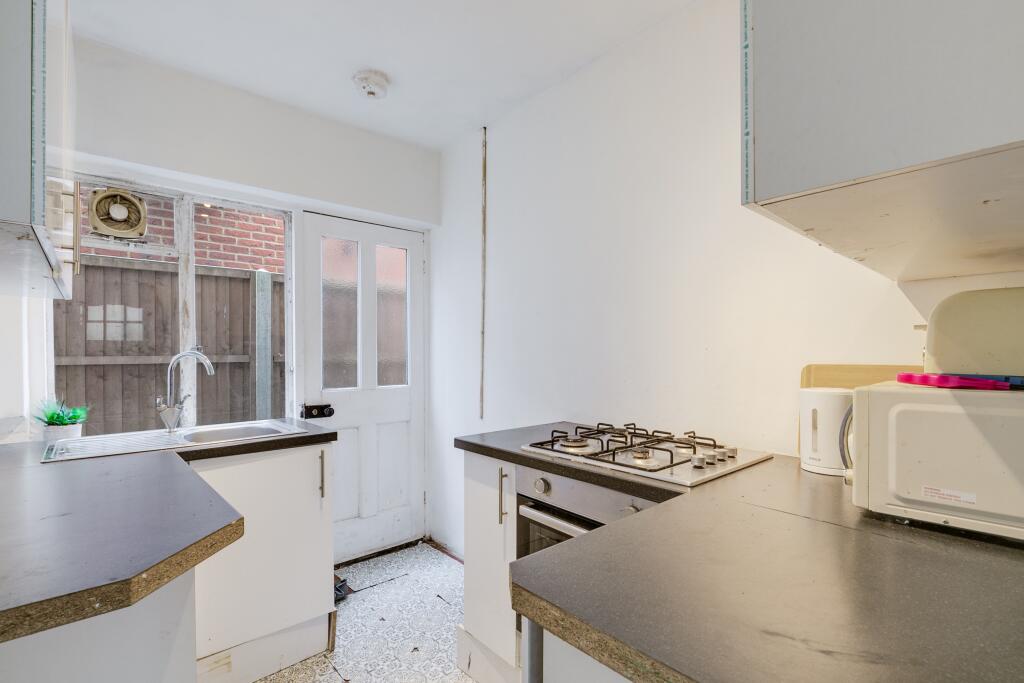 Additional image 5 of West Way, Harpenden, AL5