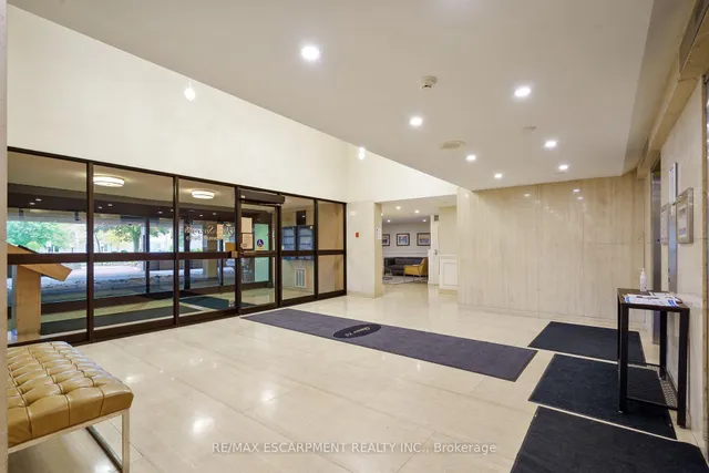 Additional image 8 of 75 Queen St Unit 2203