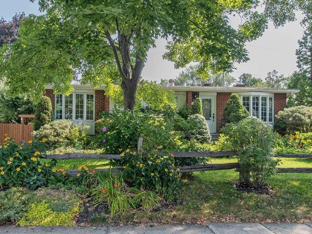 8020 Rue Paul-De Maurel|Montréal (Rivière-des-Prairies/Pointe-aux-Trembles), Quebec H1E2W4