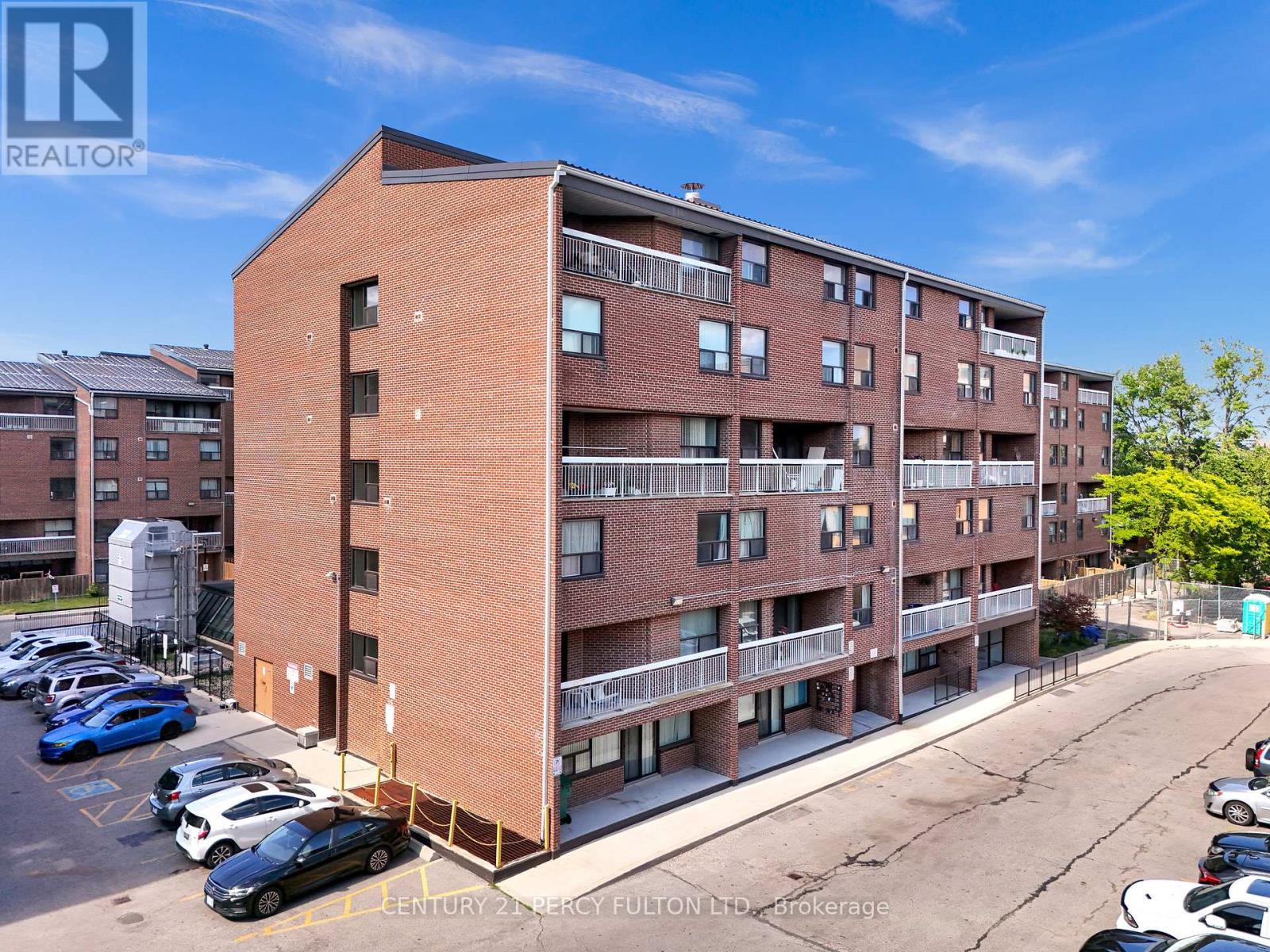 204 - 4062 LAWRENCE AVENUE E|Toronto (West Hill), Ontario M1E4V5