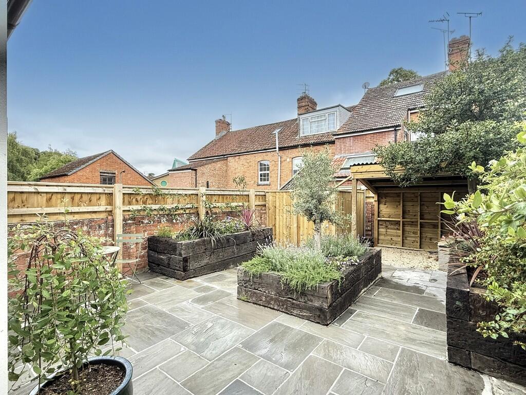 Additional image 11 of Hendford Hill