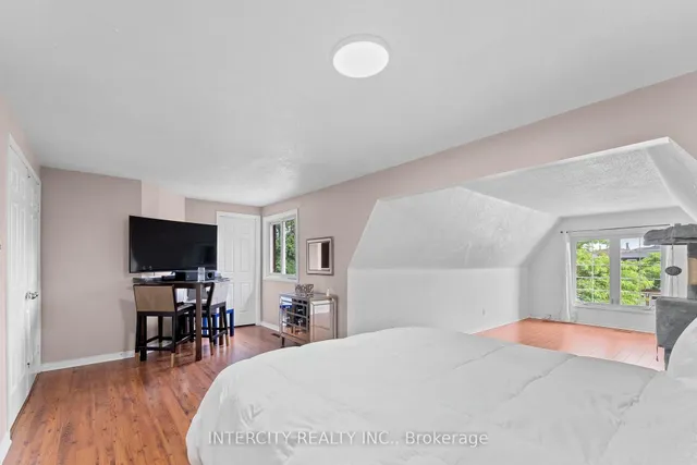 Additional image 19 of 3 Gervais Dr