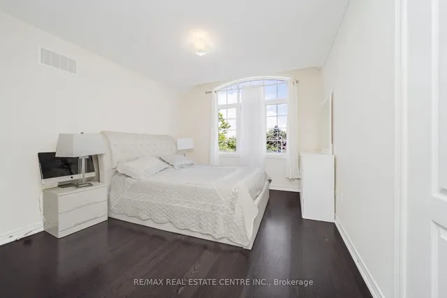 Additional image 21 of 180 Bonnie Braes Dr