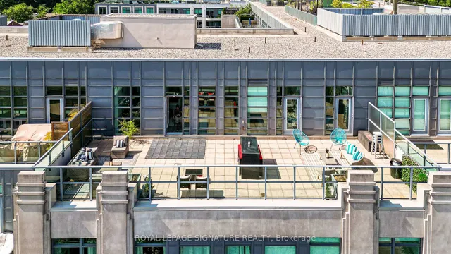 380 Macpherson Ave Unit 615