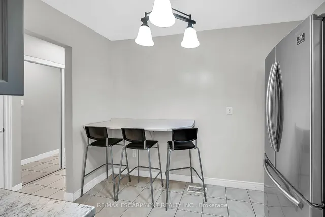 Additional image 19 of 1460 Garth St Unit 18