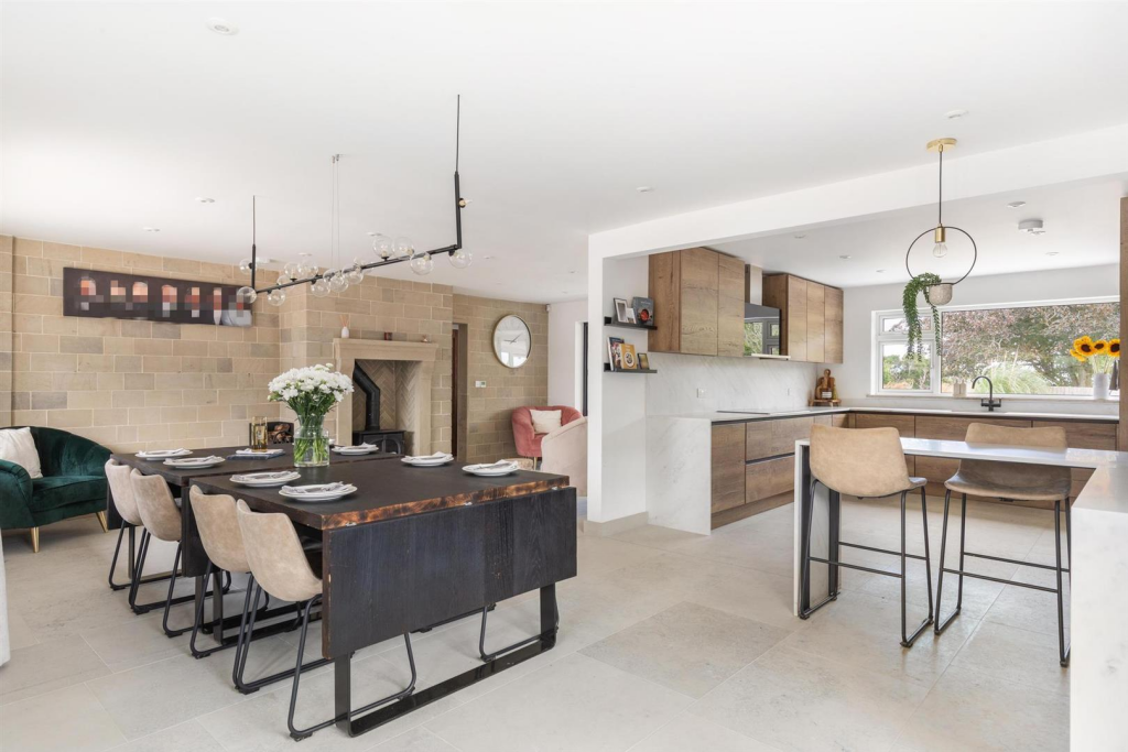 Additional image 4 of Closworth, Yeovil