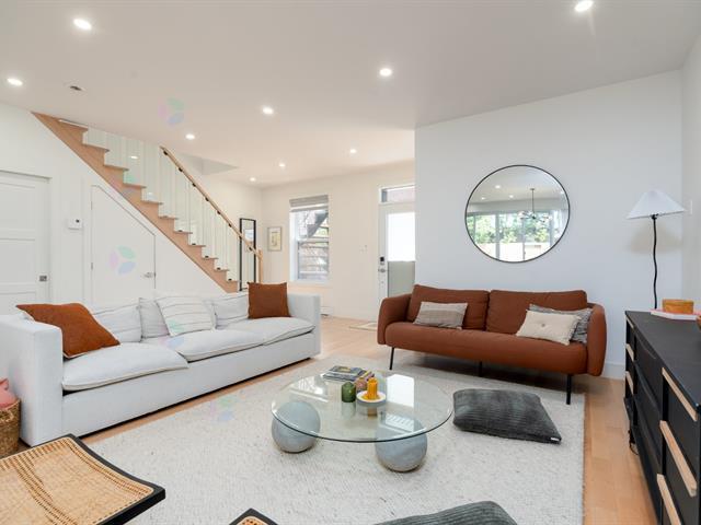 2715 Rue Jacques-Hertel|Montréal (Le Sud-Ouest), Quebec H2E1S6