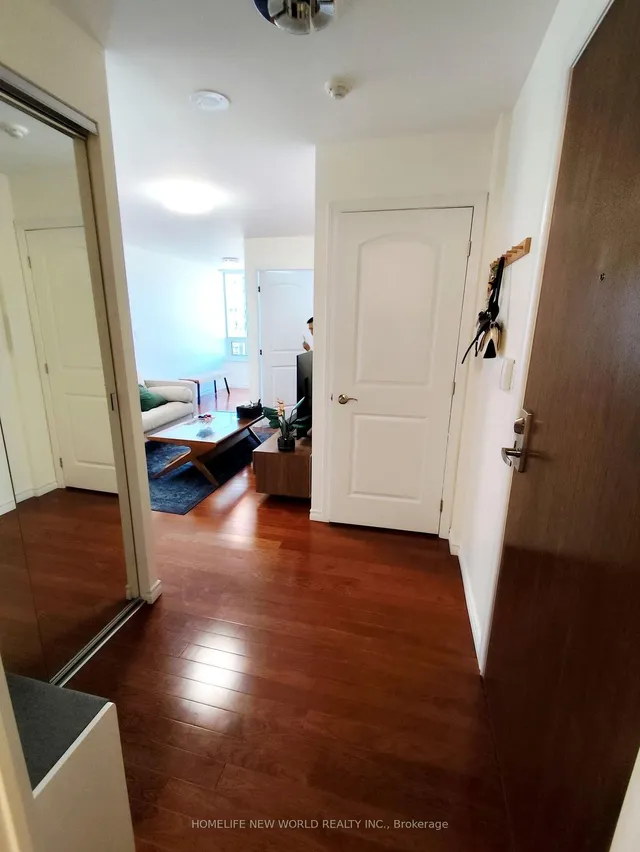 Additional image 3 of 35 Hollywood Ave Unit 619