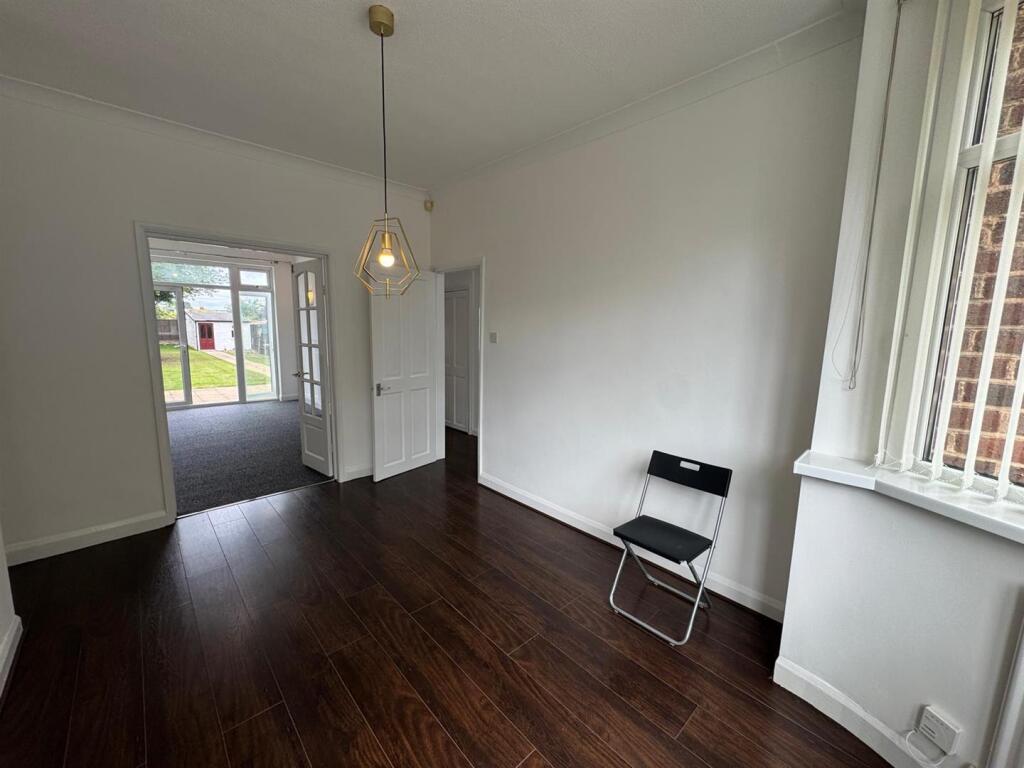 Additional image 4 of Kingsway, Oldbury, West Midlands