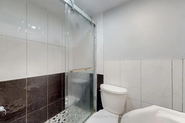 Additional image 43 of 33 Wanstead Ave