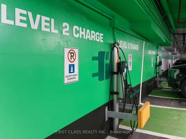 Additional image 41 of 11 Wellesley St Unit 1404