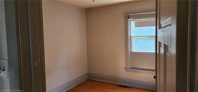 Additional image 11 of 71 Kensington Ave