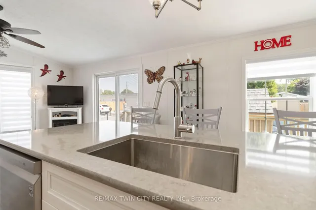 Additional image 6 of 27 Elm St