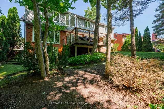 Additional image 38 of 1353 Hazelton Blvd