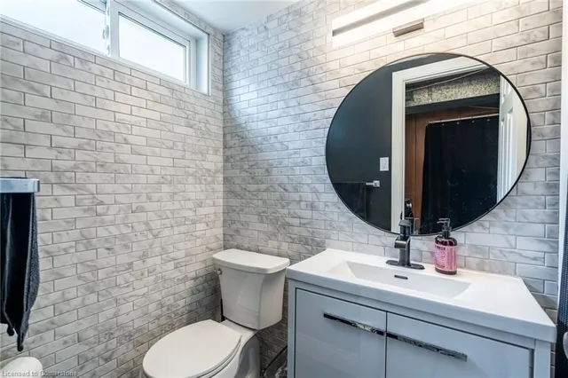 Additional image 24 of 199 York Rd Unit 15