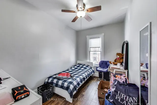 Additional image 12 of 8 Madison Ave