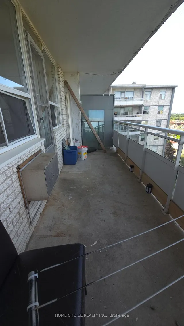 Additional image 27 of 3460 Keele St Unit 803