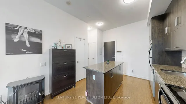 Additional image 12 of 112 George St Unit 710