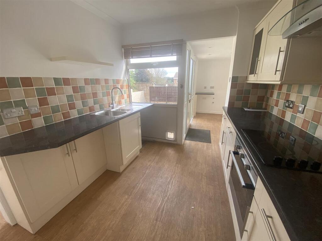 Additional image 8 of Arundel Road, Yeovil