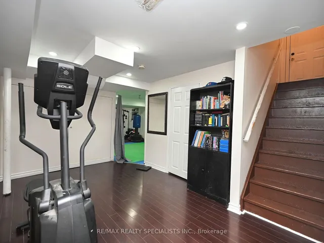 Additional image 37 of 64 Mossgrove Cres