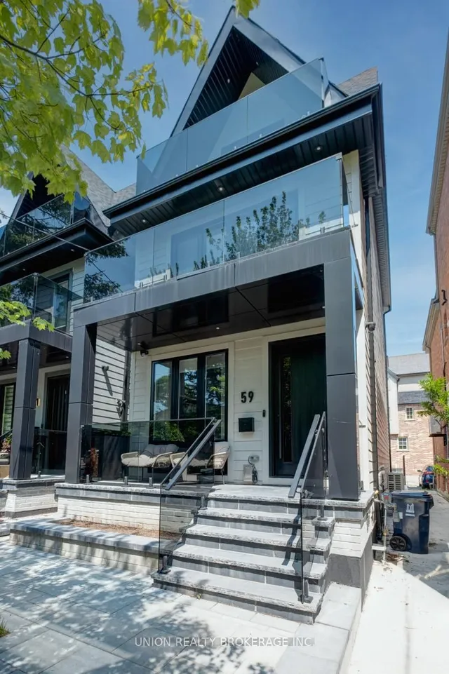 59 Glen Manor Dr