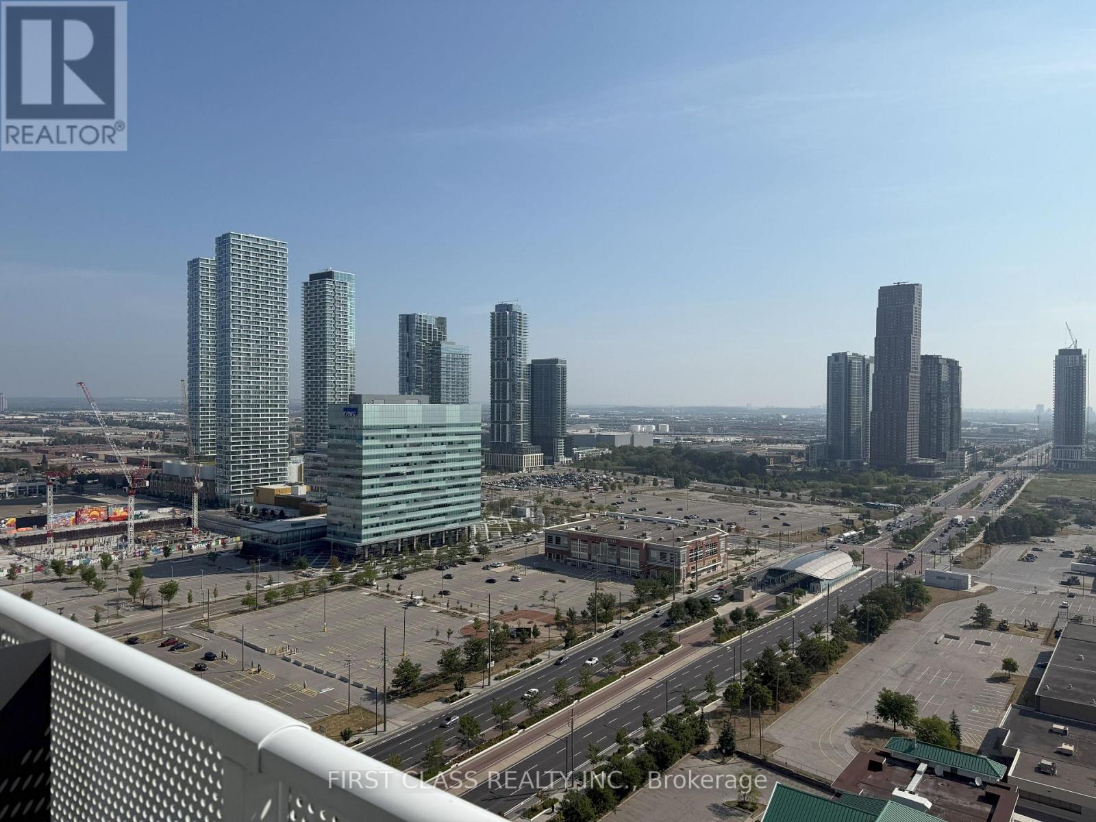 2807 - 28 INTERCHANGE WAY|Vaughan (Vaughan Corporate Centre), Ontario L4K0P8