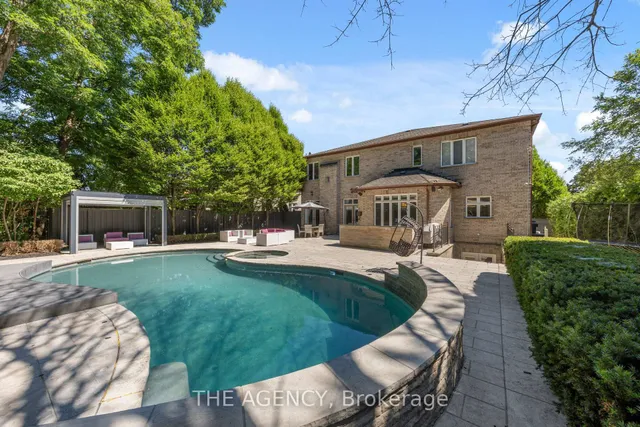 Additional image 35 of 48 Yorkminster Rd