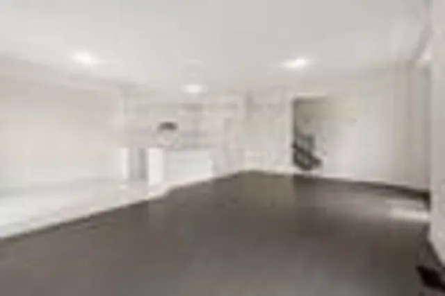 Additional image 10 of 333 Robert Parkinson Dr