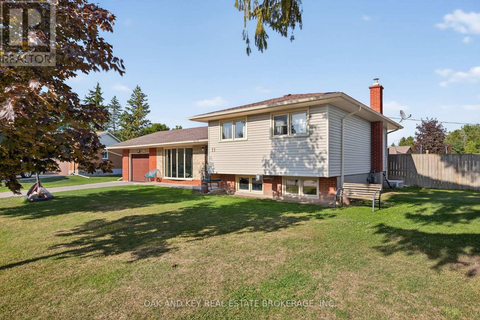 Property image for 10103 LYNHURST PARK DRIVE|Southwold (Lynhurst), Ontario N5P2E5