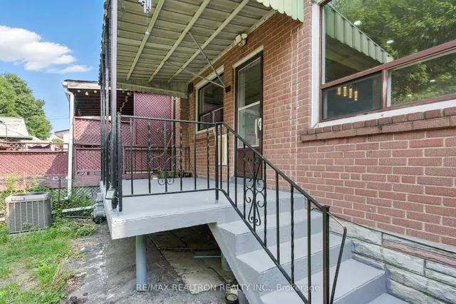 Additional image 11 of 498 Midland Ave