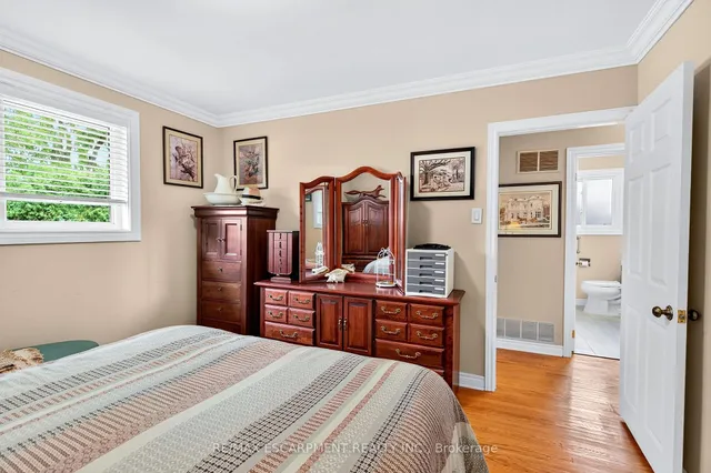 Additional image 21 of 593 Braemore Rd