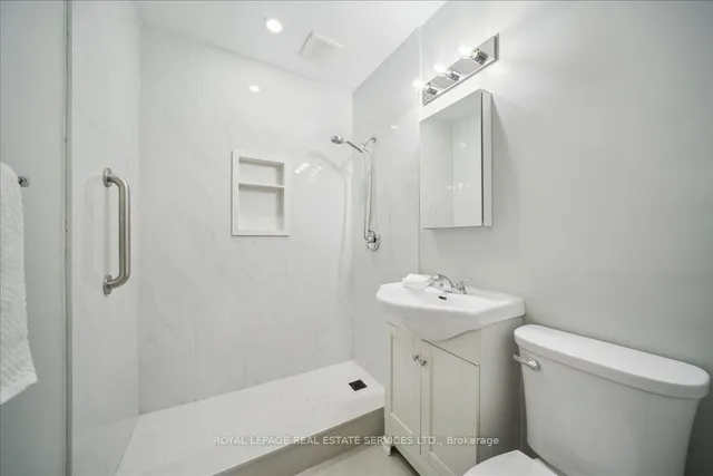 Additional image 13 of 10 Mendip Cres