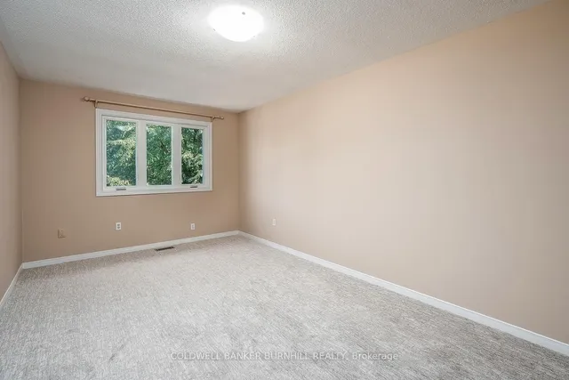 Additional image 30 of 9 Wakefield Lane