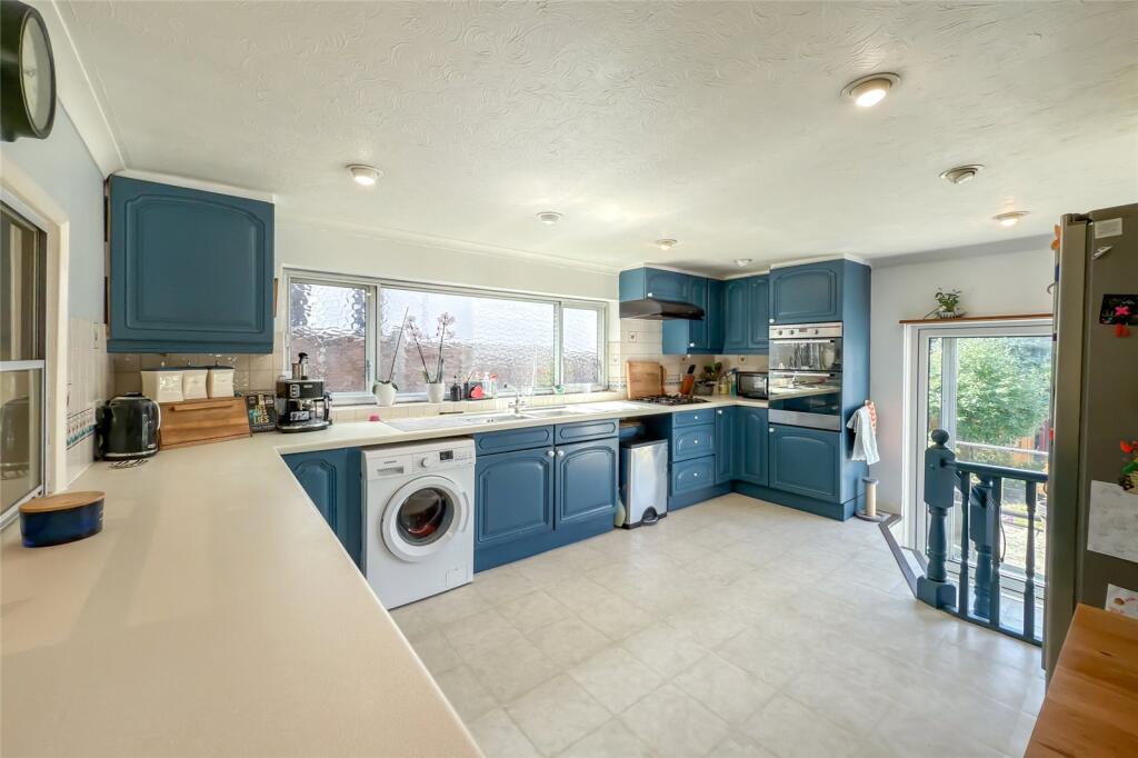 Additional image 2 of Mount Drive, Park Street, St. Albans, Hertfordshire, AL2