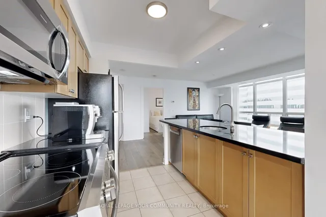 Additional image 24 of 31 Bales Ave Unit 1805