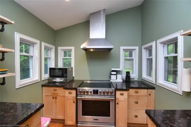 Additional image 21 of 662 Old Dundas Rd