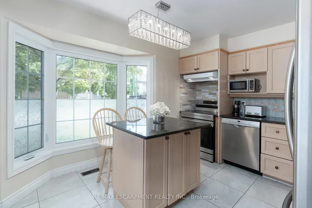Additional image 10 of 3333 New St Unit 74