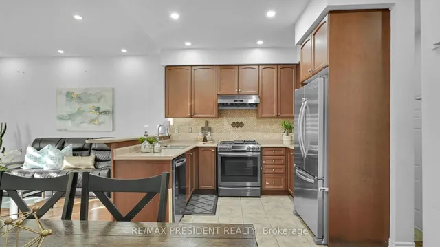 Additional image 11 of 17 Frenchpark Circ