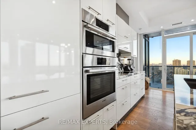 Additional image 18 of 90 Park Lawn Rd Unit PH-3007