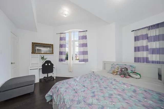 Additional image 20 of 180 Bonnie Braes Dr