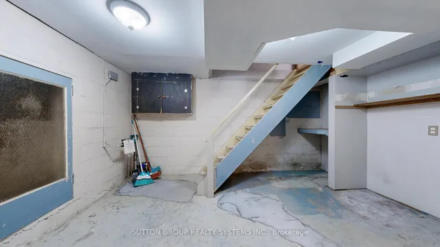 Additional image 27 of 29 Edmund Ave