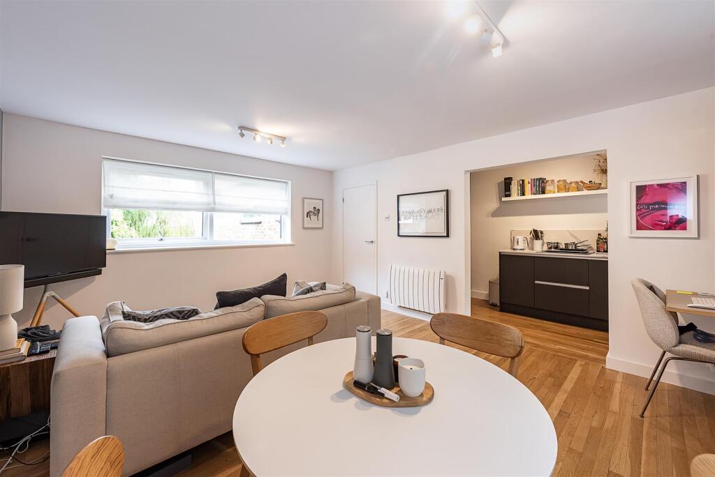 Additional image 12 of Milton Road, Harpenden