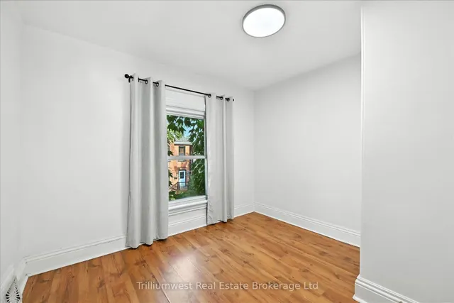 Additional image 21 of 4 Madison Ave