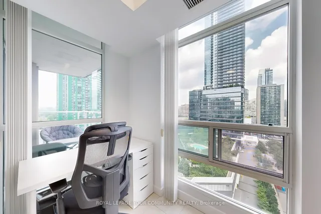 Additional image 31 of 31 Bales Ave Unit 1805