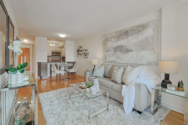 Additional image 20 of 39 Parliament St Unit 808