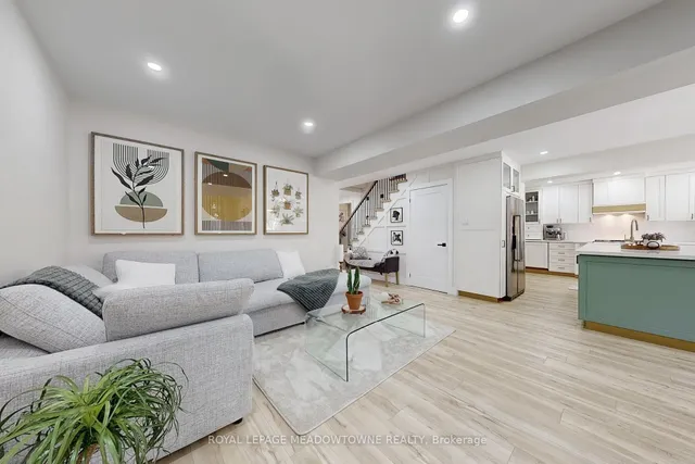 Additional image 8 of 365 Celtic Dr